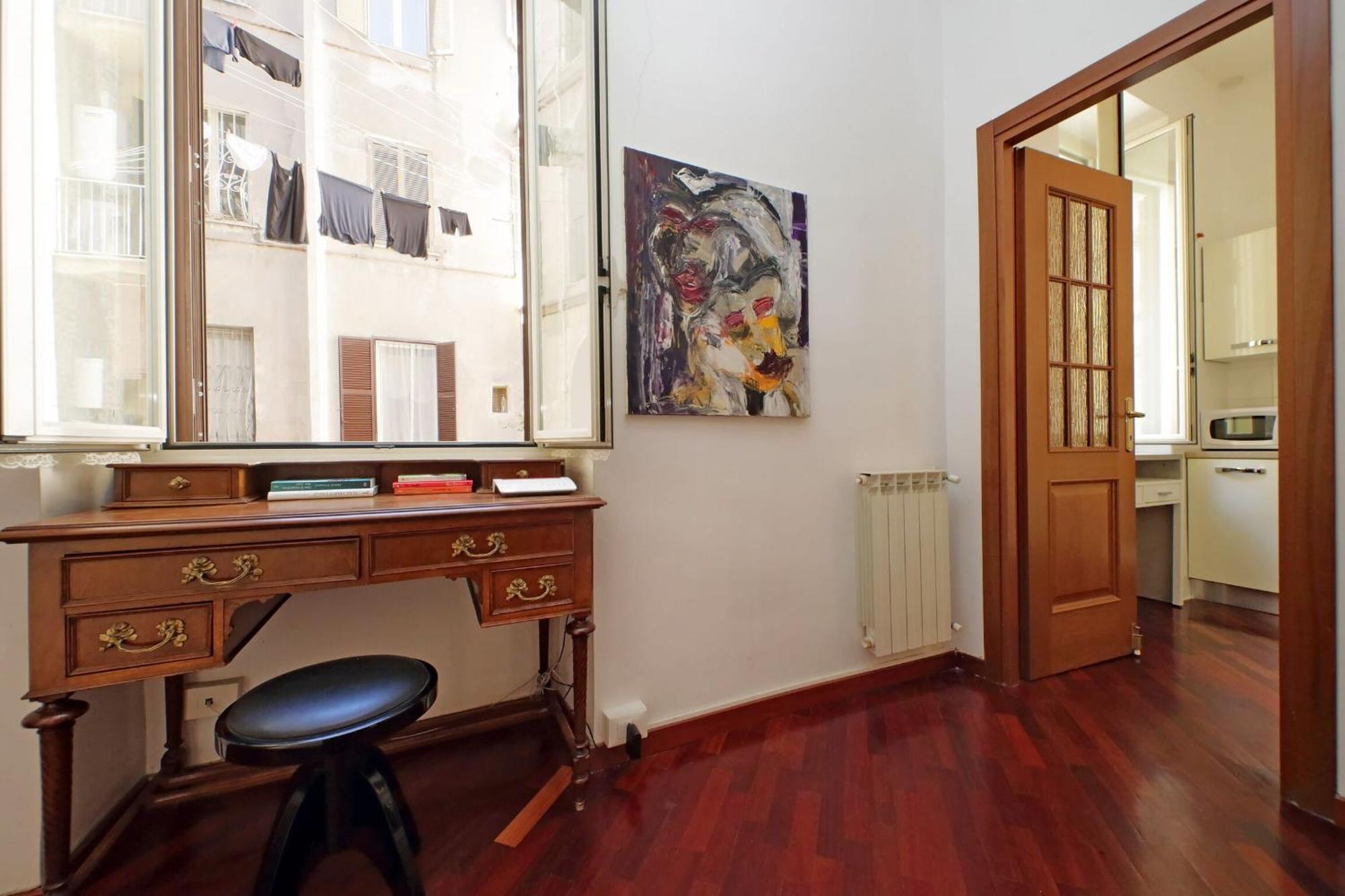 1 Bd With Balcony San Giovanni By Halldis Roma Eksteriør bilde
