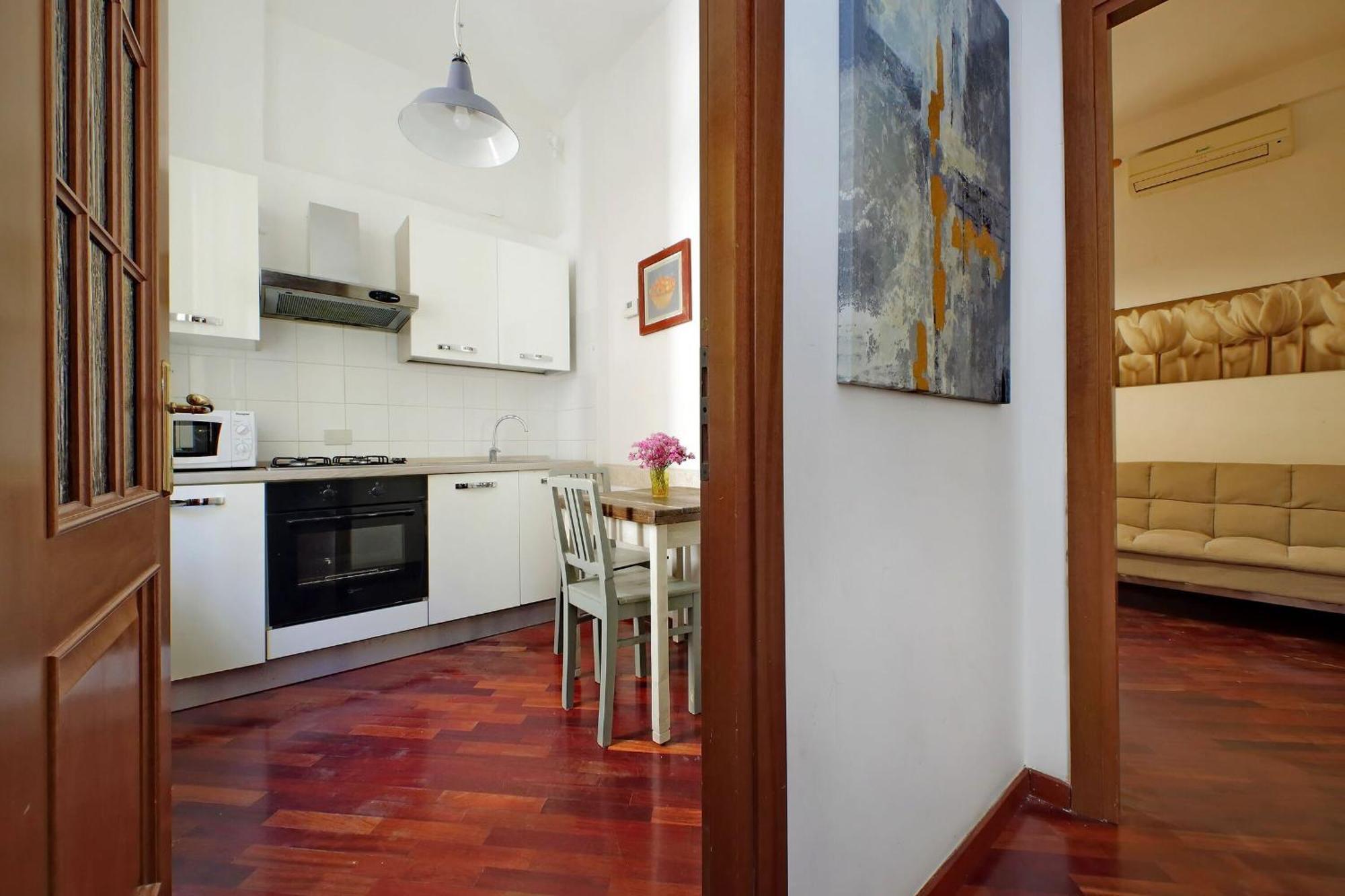 1 Bd With Balcony San Giovanni By Halldis Roma Eksteriør bilde